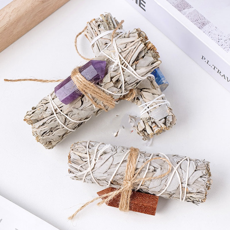 Premium Salbei Räucher-Set – Weißer Salbei aus Kalifornien mit Edelstein-Kristallsäule – Spirituelles Reinigungs-Set für Zuhause – Meditation & Yoga Zubehör – Natürliches Aroma