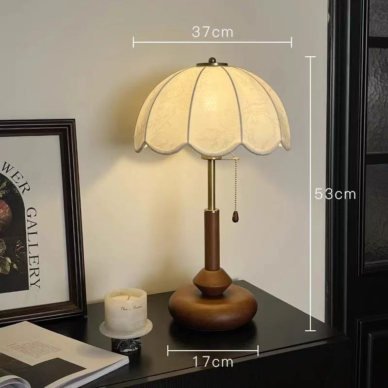 Vintage Holz Tischlampe mit Zugschalter – Eleganter Stoffschirm in Blütenform, Retro Nachttischlampe aus Massivholz für Schlafzimmer, Wohnzimmer & Studio