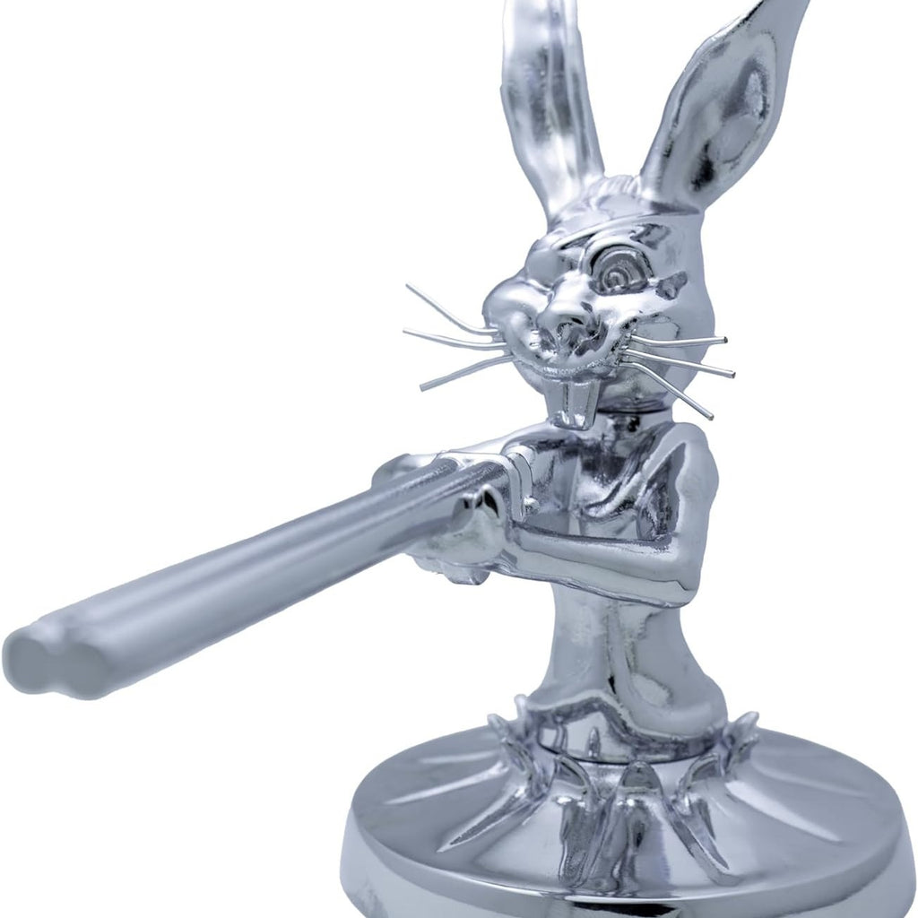 Cooler Hase mit Flinte – Motorhauben-Ornament – Klassische Kühlerfigur für Auto & LKW – Hot Rod & Custom Car Deko – Robustes Metall-Design – Silber/Chrom