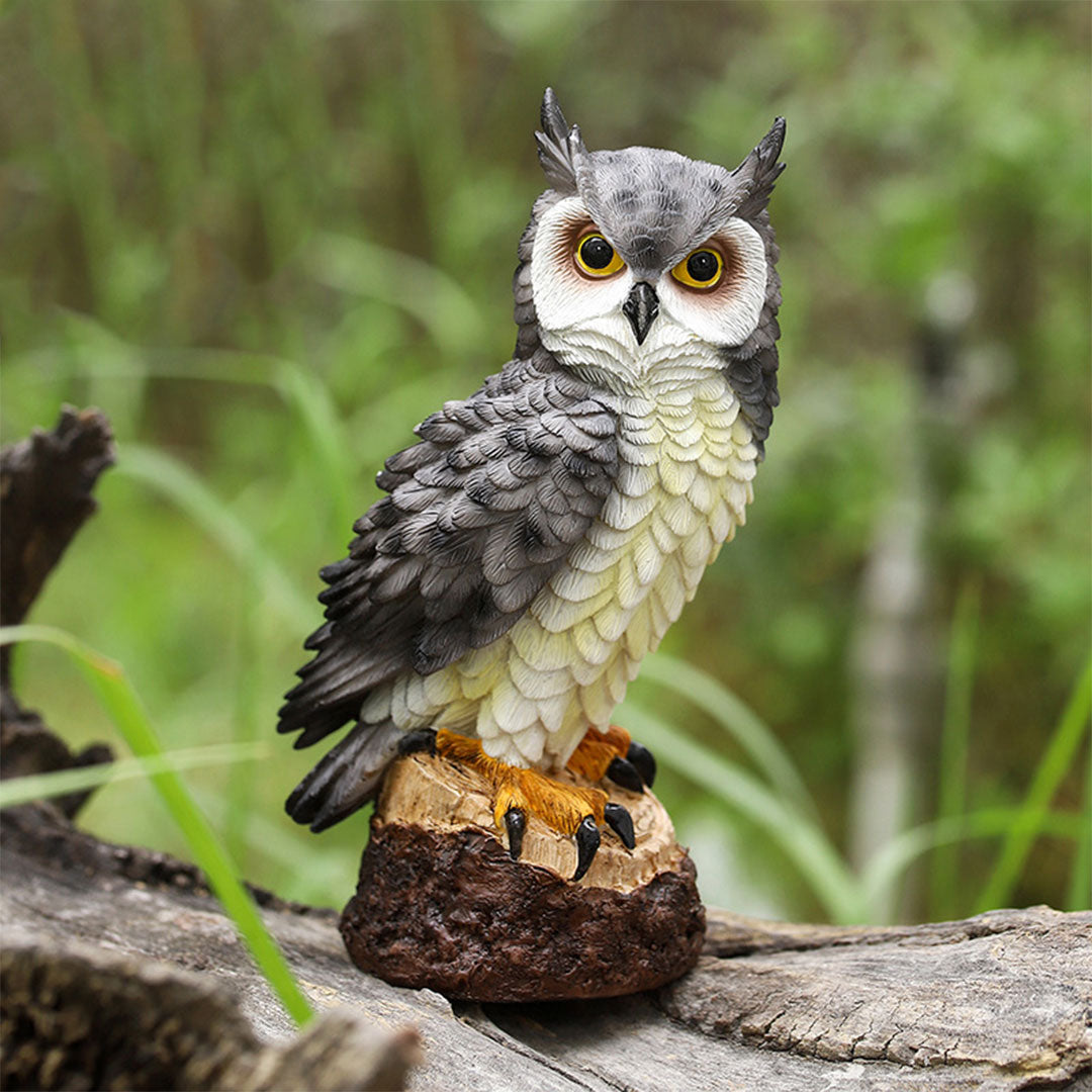 Dekorative Eulenfigur aus Harz – Wildtier-Statue für Garten und Terrasse