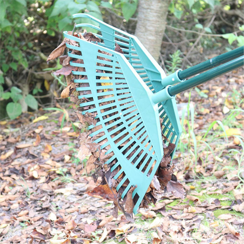 Großer Garten Laubrechen mit langem Holzstiel – Robuster Rasenrechen für Blätter, Gras & Gartenpflege