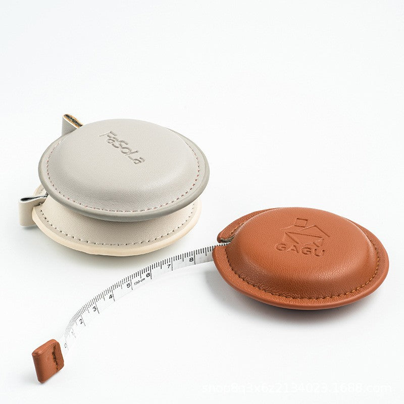 Mini Maßband mit Automatik – Tragbares Schneidermaßband 1,5 m aus PU-Leder, Ein-Knopf-Rückzug, ideal zum Messen von Kleidung & Körpermaßen