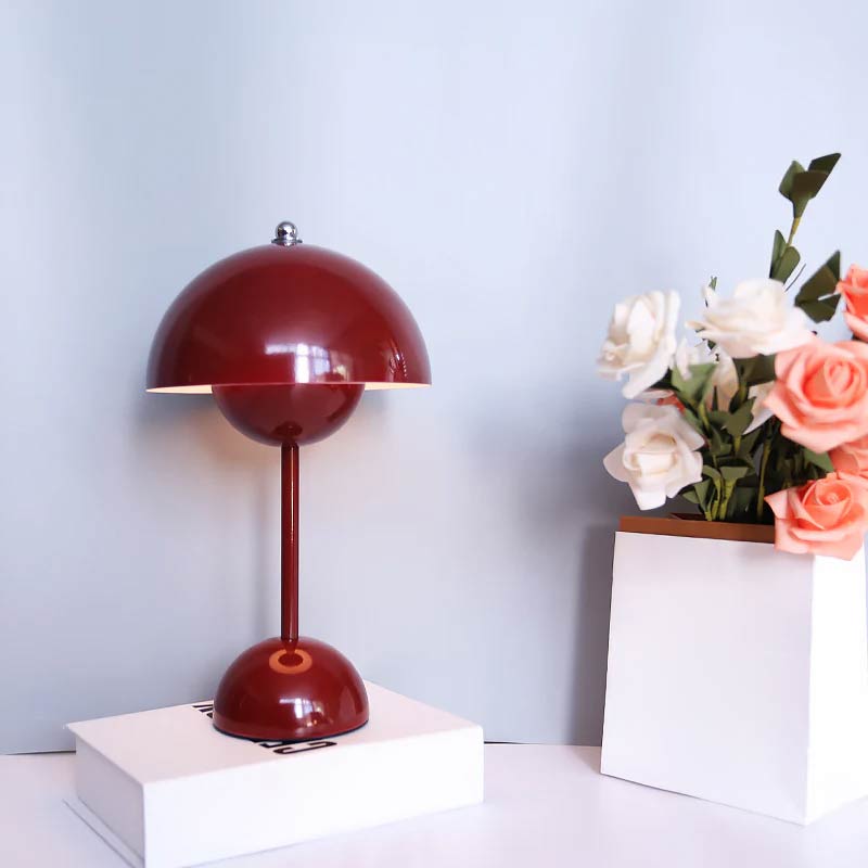 Nordic Style Tischlampe – Minimalistische skandinavische Leuchte für stilvolles Wohnen